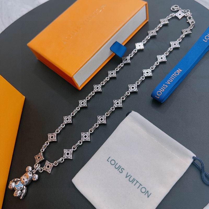 LV Necklace 11yxx24